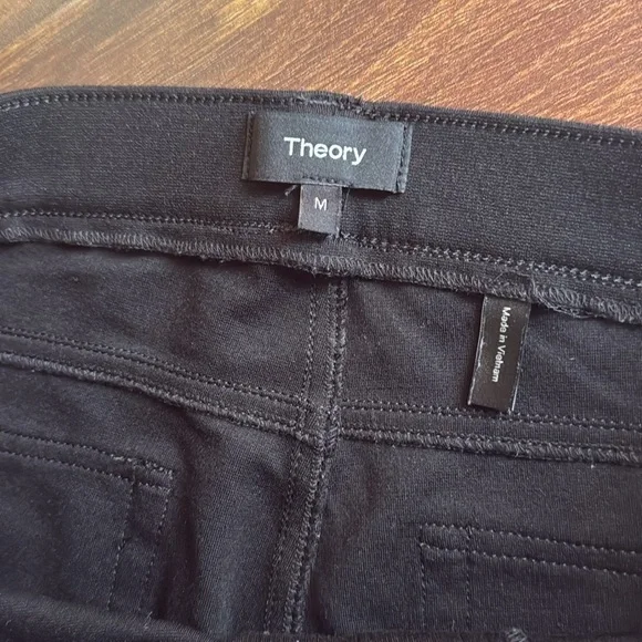 Theory Black Pull On Pants Size Medium - Picture 3 of 7